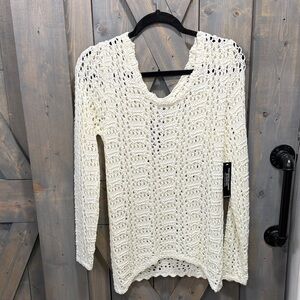 VENUS Cream Open Crochet V-Neck Pullover